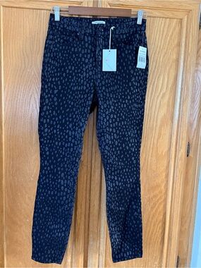 Good American Good Legs Crop leopard  foil jeans size 6/28